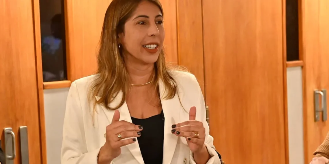 Resultado de licitação para estudo da erosão de Atafona e Açu sai até dia 27, diz prefeita