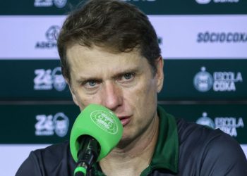 Disputa esquenta e Coritiba ganha “dor de cabeça” na lateral