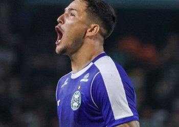 Coritiba valoriza início do Brasileirão com G7 e tenta evitar gangorra