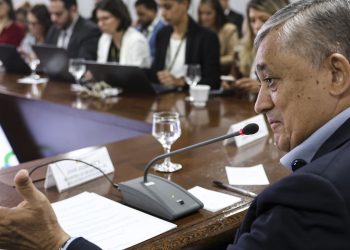 Governo rejeita desoneração para compensar redução de jornada