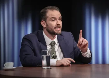 Durigan: Brasil discutirá guerra e minerais em reuniões do Brics e G7