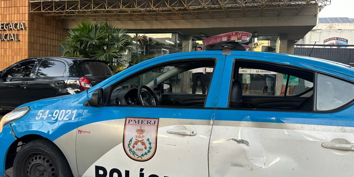 Idosa de 84 anos é atingida por tiro no peito na praia do Farol