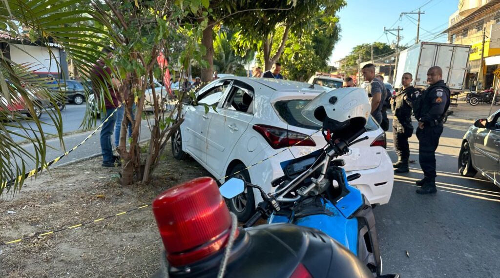 Passageiro de carro de aplicativo é executado a tiros em Guarus e motorista acaba atingido