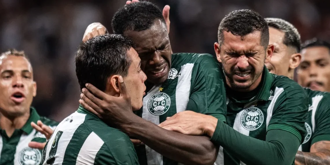 Santos x Coritiba: CBF altera local do confronto pelo Brasileirão