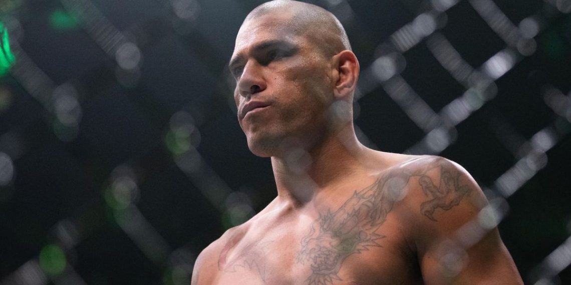Rival provoca Poatan e causa climão em coletiva do UFC