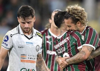 Operário desmorona e é eliminado pelo Fluminense na Copa do Brasil