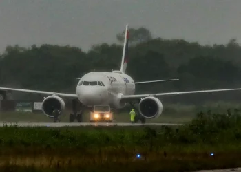 Governo prorroga descontos no querosene de aviação e no biodiesel