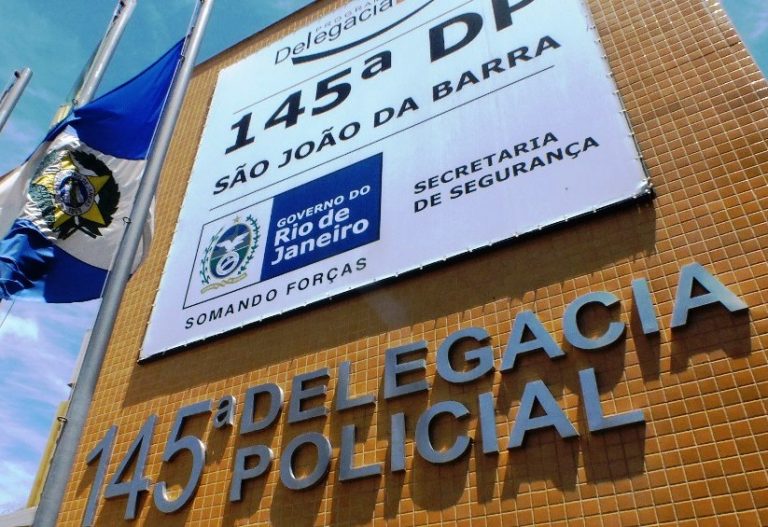 Mãe é presa após registrar agressões e ameaças contra filho de cinco meses em SJB