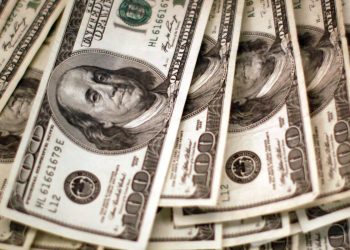 Dólar sobe para R$ 5,18 e atinge maior valor desde fim de março