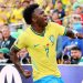 Raphinha, Vini Jr. e Douglas Santos se destacam nos números da estreia
