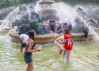 Onda de calor na Europa bate recordes e expõe crise climática