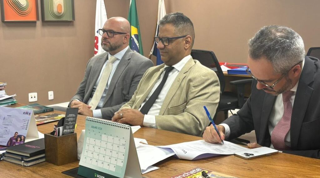 OABRJ e Universidade Veiga de Almeida firmam parceria para fortalecer a produção científica