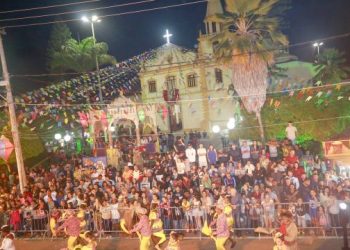 Thiago Martins, Marvvila, Danilo e Davi e Pri Arêba no Circuito Junino de SJB