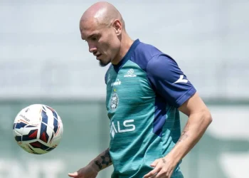 Coritiba define retornos de Pedro Morisco e Rodrigo Rodrigues