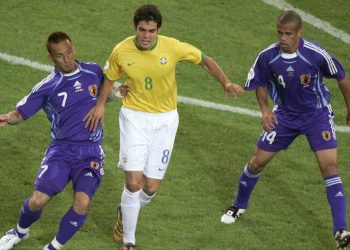 Há 20 anos, o Brasil do “Quadrado Mágico” enfrentava o Japão na Copa do Mundo