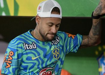 Neymar está fora da estreia do Brasil na Copa do Mundo, aponta site