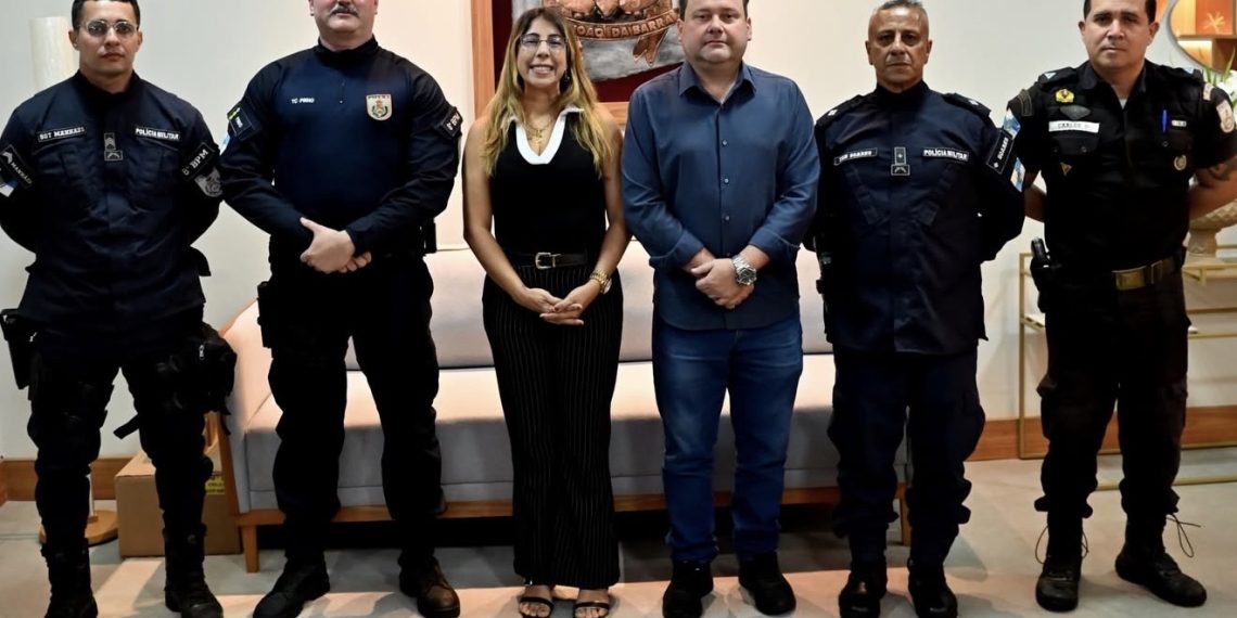 Carla Caputi reforça parceria com a Polícia Militar para ampliar ações de segurança em SJB