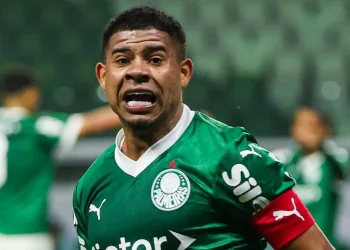 Pai de lateral do Athletico revela torcida para o Corinthians e cria polêmica