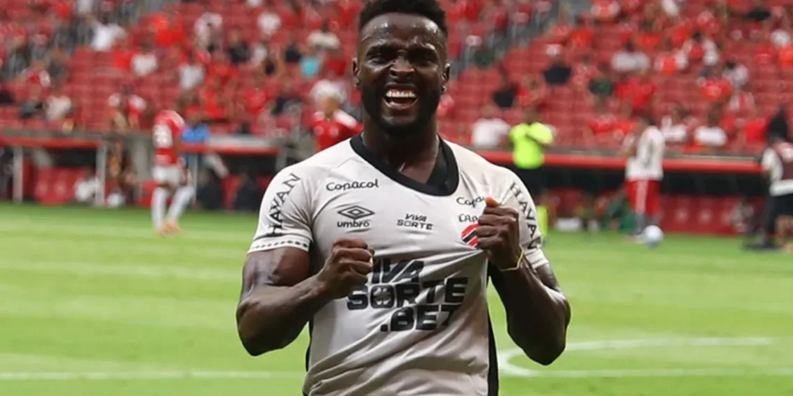 Athletico x Internacional: Escalações e onde assistir ao vivo
