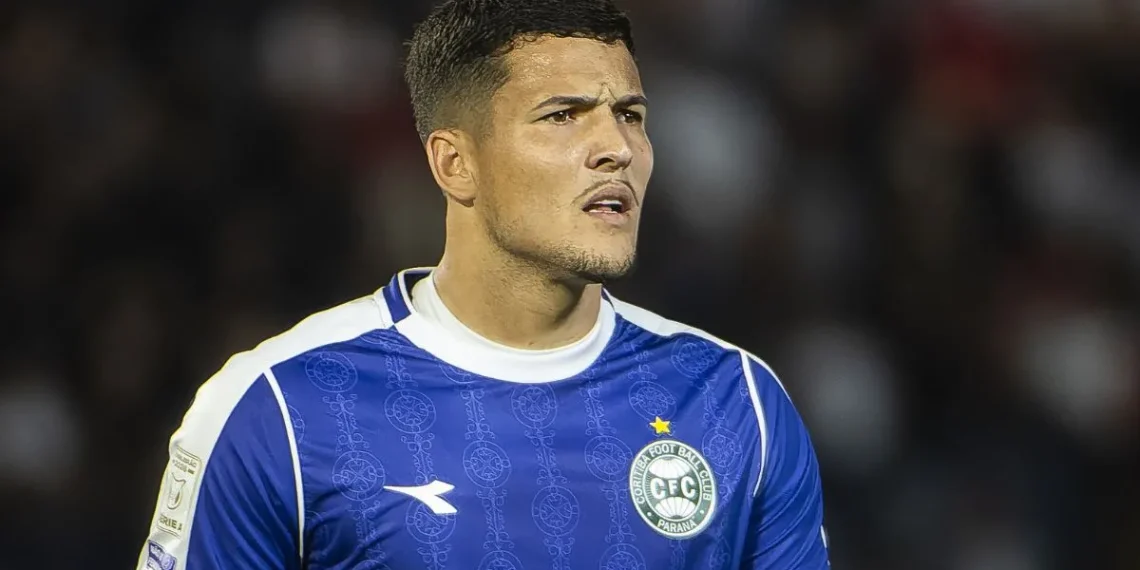 Coritiba desperdiça chances e fica no empate com o Bragantino