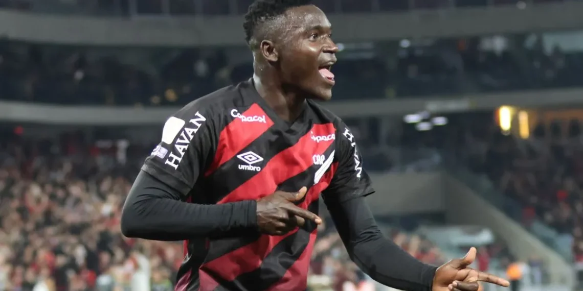 “Mais um na conta”: Viveros mira disputa pela artilharia do Brasileirão com Pedro, do Flamengo