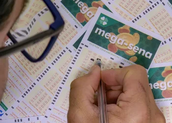 Mega-Sena acumula e próximo concurso deve pagar R$ 50 milhões