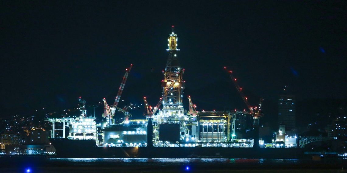 Apesar de liminar, Camex prorroga imposto sobre exportação de petróleo