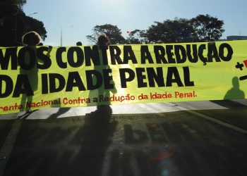 Pediatras se manifestam contrários à redução da maioridade penal
