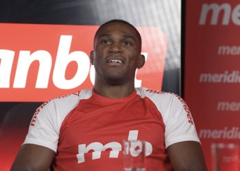 “Estava preparado para uma guerra”: Michael “PQD” brilha no UFC e garante bônus dobrado da Meridianbet