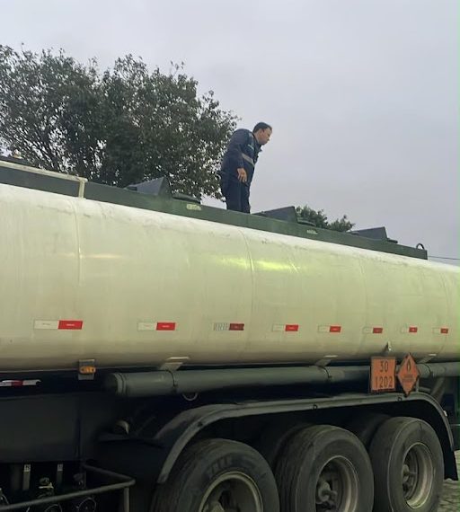 Fiscalização flagra irregularidades em transporte de diesel e autua empresa em Campos