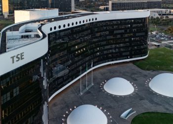 TSE suspende novas filiações após registros indevidos no sistema