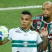 Lateral do Coritiba pede dicas a Ronier sobre como parar ex-piá do Couto