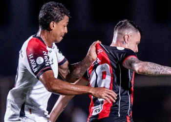 Santos x Athletico: Escalações e onde assistir ao vivo
