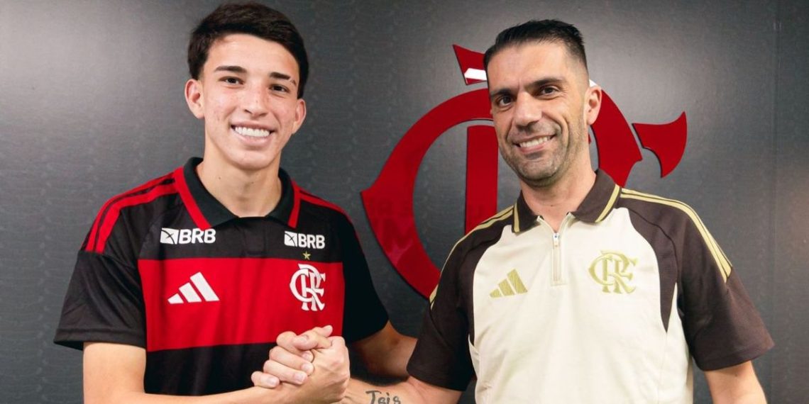 Clube paranaense negocia promessa de 18 anos com o Flamengo