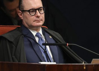 Dallagnol divulga sigilo fiscal de Zanin, que pede responsabilização
