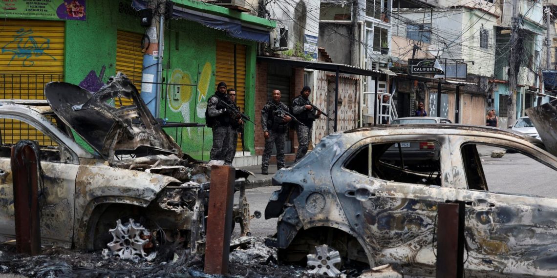 Estado e governo federal se unem para retomar territórios no Rio