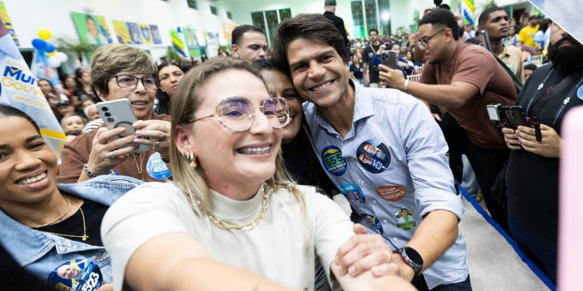 Pedro Paulo percorre 14 cidades do interior do Rio em três dias de campanha