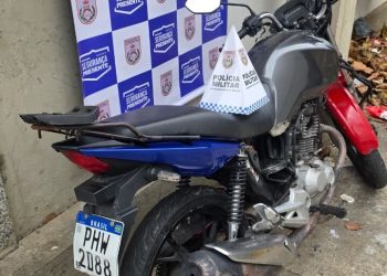Câmeras do CCO identificam moto com “três cores” e abordagem confirma clonagem em Campos