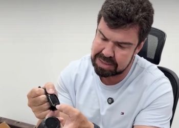 Prefeito de Macáe anuncia “relógio de monitoramento” para reforçar segurança das mulheres com medida protetiva