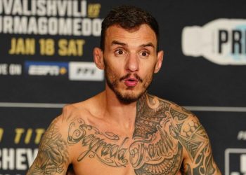 Renato Moicano tem luta adiada após nova desistência de adversário