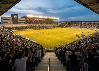 Na briga pelo acesso, clube da Série B fecha acordo histórico para naming rights de estádio