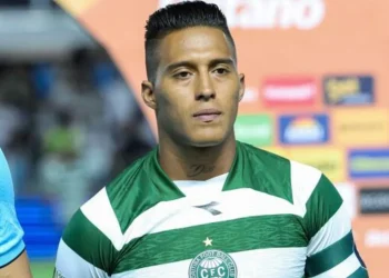 Coritiba apoia redução de estrangeiros, e dirigente explica: “Vemos com bons olhos”