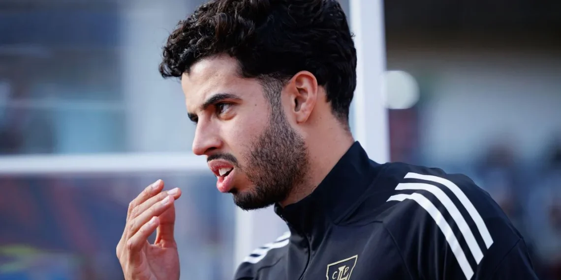 Vilão no rebaixamento, ex-Athletico completa 300 dias sem jogar na Europa
