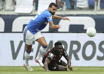 Athletico estanca crise no gol, mas perde embalo no Brasileirão com descontrole de Viveros