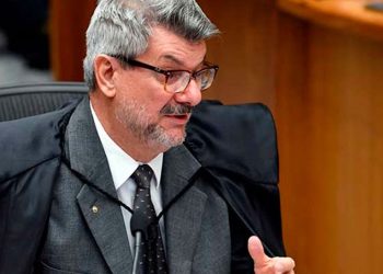 AGU pede ao STF perda do cargo de ministro acusado de assédio