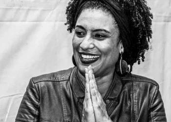 Família denuncia agressão a Marielle em grupo de WhatsApp da PUC-Rio
