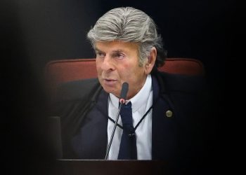 Fux pede acesso a processos contra Jair Bolsonaro no STF
