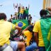 Flávio faz motociata no Pará; Lula participa de marcha no RS