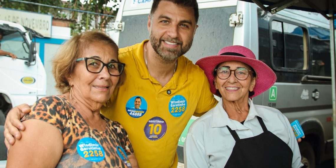 Na reta final, Wladimir Garotinho intensifica corpo a corpo no Centro de Campos