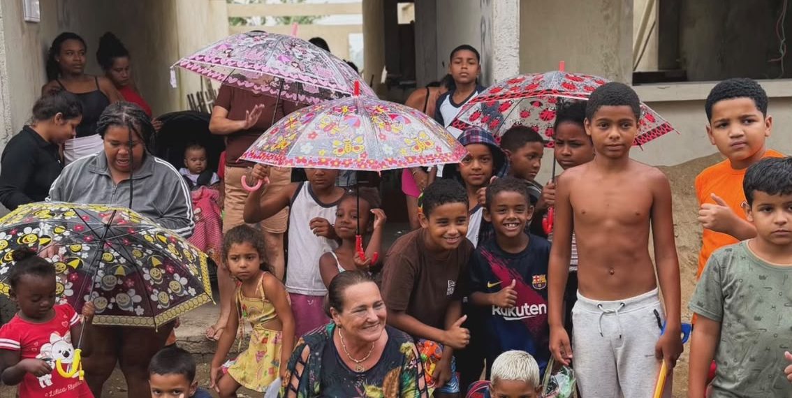 Após reeleição, Carla Machado mantém agenda nas ruas e agradece apoio dos eleitores
